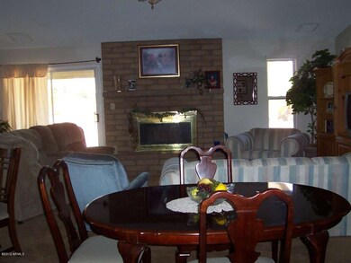 1326 GREAT ROOM W/FP