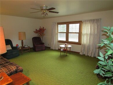 Large livingroom, newer windows.