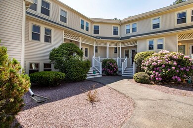 28 Lamplighter Ln unit 28, South Easton, MA 02375 - photo 3