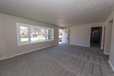 317 N Vine St, Elkhart, IN 46514 - photo 5