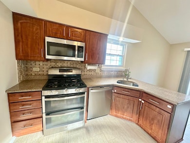 612 Orrington Ct unit 1, Lake Zurich, IL 60047 - photo 3