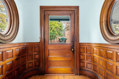 30 Walnut St, Somerville, MA 02143 - photo 4