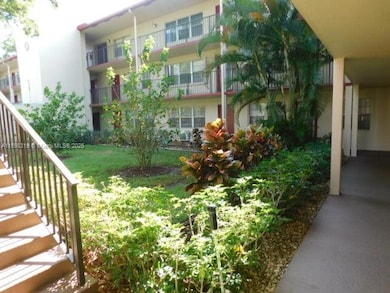 13300 SW 1st St unit 112O, Pembroke Pines, FL 33027 - photo 2