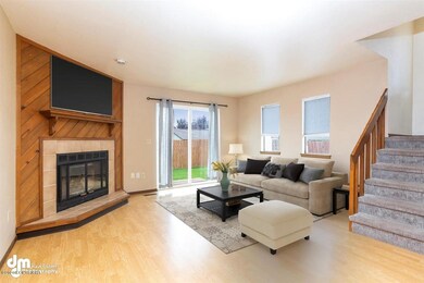 24-Living Room_KI_021_Final