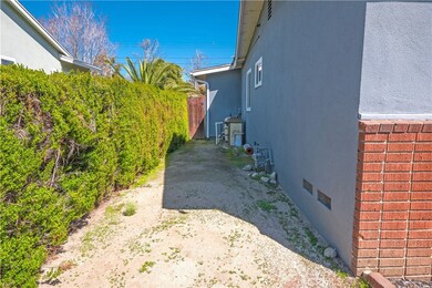 867 W 11th St, Upland, CA 91786 - photo 4