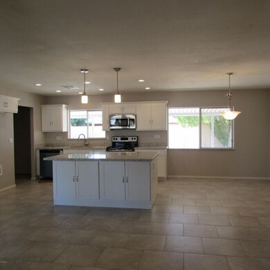 Kitchen (2)