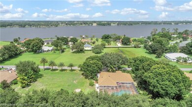 10 Meadowlake Cir S, Lake Placid, FL 33852 - photo 2