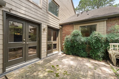 266 Sugarberry Cir, Houston, TX 77024 - photo 4