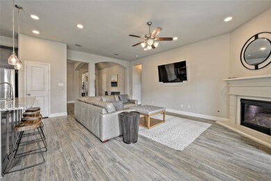 17098 Crimson Crest Dr, Conroe, TX 77302 - photo 5