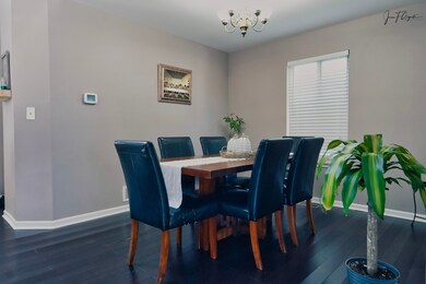 1839 Cambridge Dr, Carpentersville, IL 60110 - photo 7