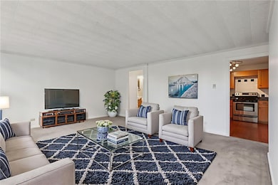 Neville House unit 21, Pittsburgh, PA 15213 - photo 3