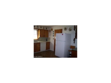 8759 Usher Rd, Olmsted Falls, OH 44138 - photo 6