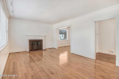 08-300 S Andrews Ave-8