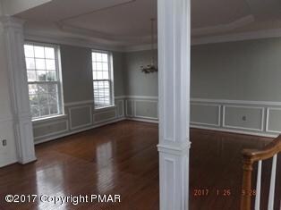 135 Eagle Dr, Kunkletown, PA 18058 - photo 4