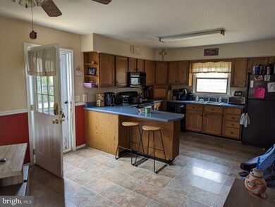 100 Queen Anne Circle Dr, Centreville, MD 21617 - photo 7