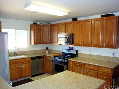 6859 Ivanpah Ave, Twentynine Palms, CA 92277 - photo 7