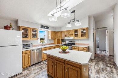 1371 W Rolling Hills Rd, Paulden, AZ 86334 - photo 7