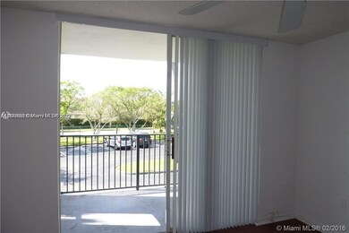 4440 NW 107th Ave unit 2057, Doral, FL 33178 - photo 7