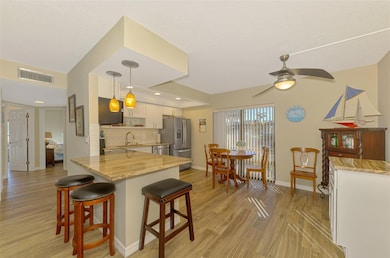 10 Quails Run Blvd unit 6, Englewood, FL 34223 - photo 3