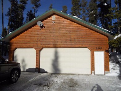 3 Car Garage