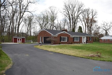 4934 Fairfield Dr, Toledo, OH 43623 - photo 2