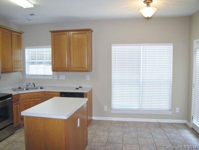 9201 Torrence Crossing Dr, Huntersville, NC 28078 - photo 5