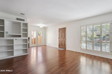 10420 N 11th Place unit 3, Phoenix, AZ 85020 - photo 5