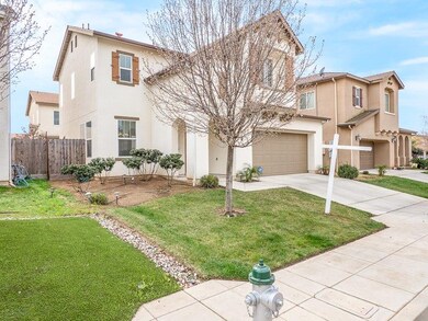 7451 E Ramona Way, Fresno, CA 93737 - photo 2