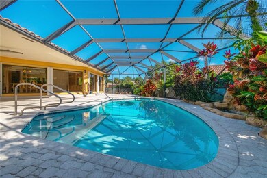 Restore yourself and relax in this beautiful large