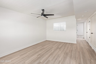 0029-30 - Broadway #103