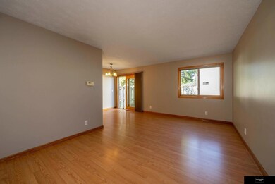 13221 Glenn St unit 4B, Omaha, NE 68138 - photo 3