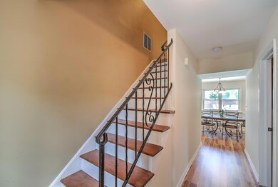 005_FOYER