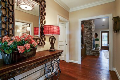 10119 Cedar Creek Dr, Houston, TX 77042 - photo 6