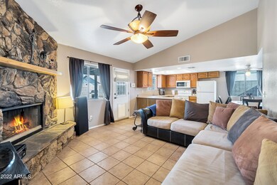 Family room 1