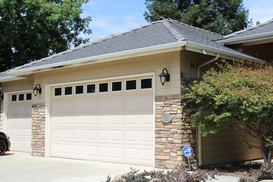 3 car garage