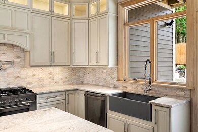 6 Howland St unit R, Dorchester, MA 02121 - photo 6