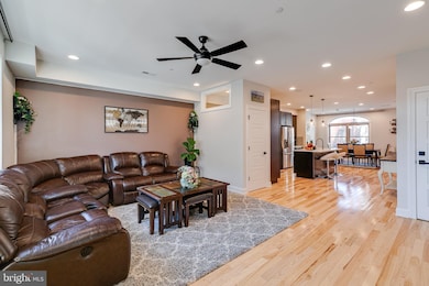 155 Green Ln, Philadelphia, PA 19127 - photo 6