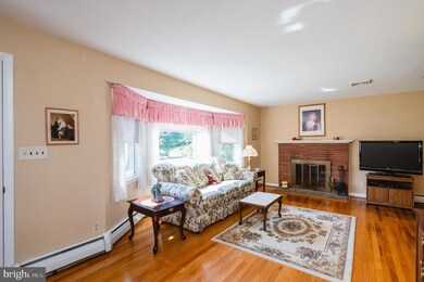 908 Starbit Rd, Towson, MD 21286 - photo 6