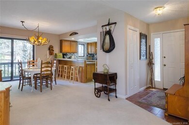 Entry Foyer/Open Concept