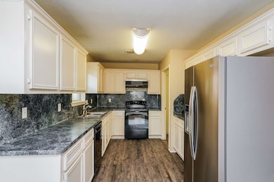 6902 Fawn River Dr, Spring, TX 77379 - photo 7