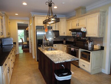 147 Laurel View Dr, Saint Simons Island, GA 31522 - photo 2