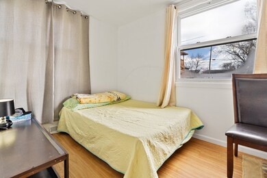 1419 Laurel Ave, Waukegan, IL 60085 - photo 6