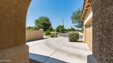 2963 E Palmdale Ln-5
