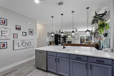 2712 Bissonet Dr, Denton, TX 76210 - photo 3