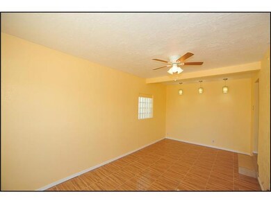 8041 Carpenter Dr, El Paso, TX 79915 - photo 7