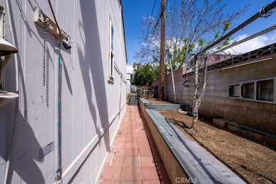 2200 W Wilson St unit 122, Banning, CA 92220 - photo 5