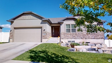 3809 E Hollow Crest Dr, Eagle Mountain, UT 84005 - photo 2