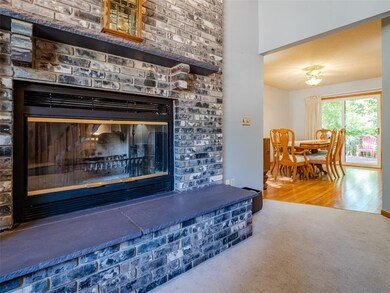 3437 Sycamore Ct NE, Cedar Rapids, IA 52402 - photo 6