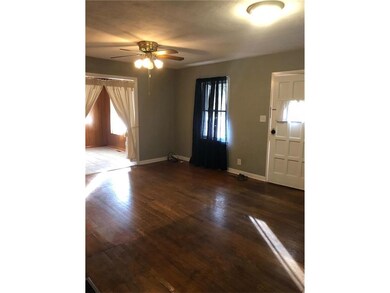 Lots of light in this large living room, plenty of