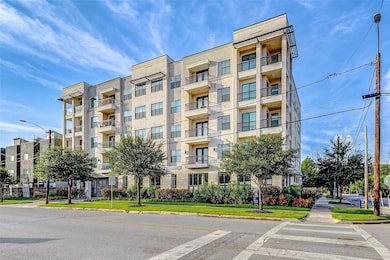 1508 Blodgett St unit 609, Houston, TX 77004 - photo 2